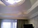 Дизайн квартиры; подвесной потолок с полиуретановыми плинтусами
